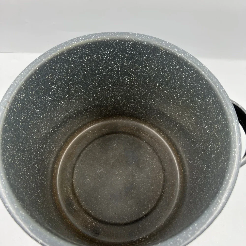 Vintage EnamelWare Black Speckled White Medium Stock Soup Pot‎ W Lid